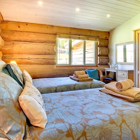 Bere Sleeps 8 With Wifi *