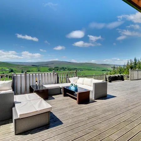 Willa Bere Sleeps 8 With Wifi